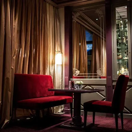 Hotel Grand Hôtel&spa Uriage 4*