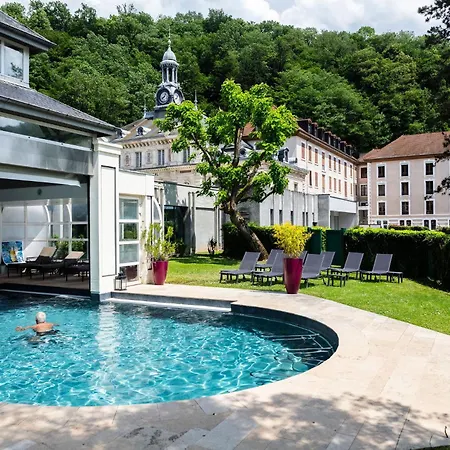 Grand Hôtel&spa Uriage Hotel 4*
