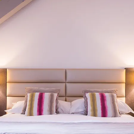 Grand Hôtel&spa Uriage Hotel Saint-Martin-dʼUriage