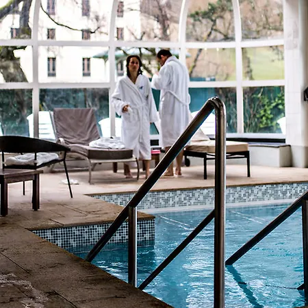 Hotel Grand & Uriage Saint-Martin-dʼUriage