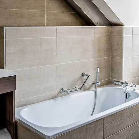 Grand & Uriage Hotel 4*
