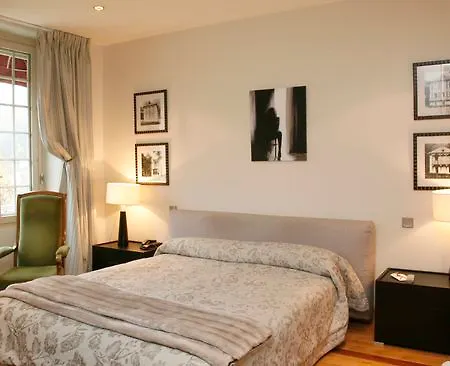 Hotel Grand & Uriage Saint-Martin-dʼUriage